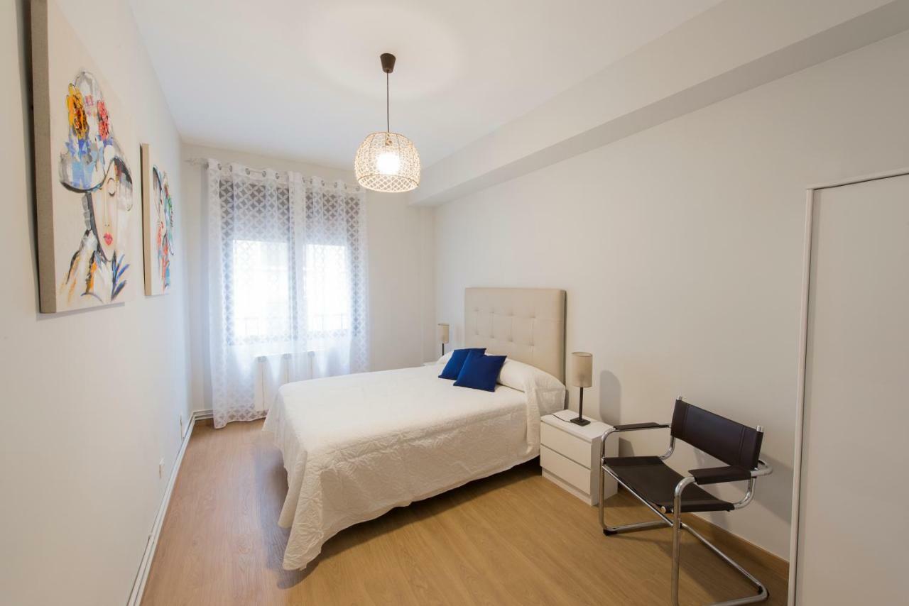 Laurel 12 Logroño Exterior foto